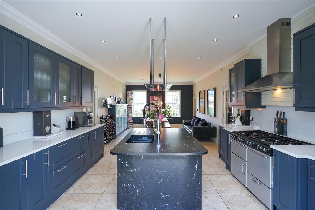 Additional image 6 of 5 bed property for saleSherborne Walk, Blackpill, Swansea SA3
