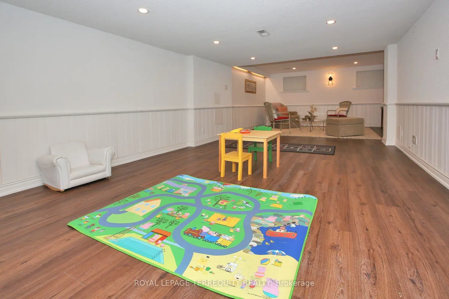 Additional image 16 of 20 Paradise Avenue