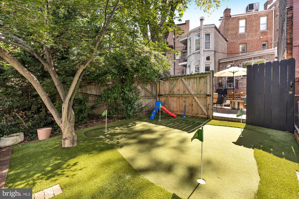 Additional image 39 of 810 North Carolina Avenue SE, Washington, DC 20003