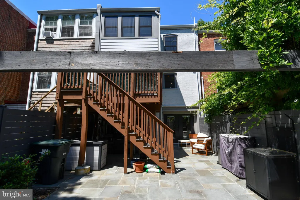 3705 35th Street NW, Washington, DC 20016