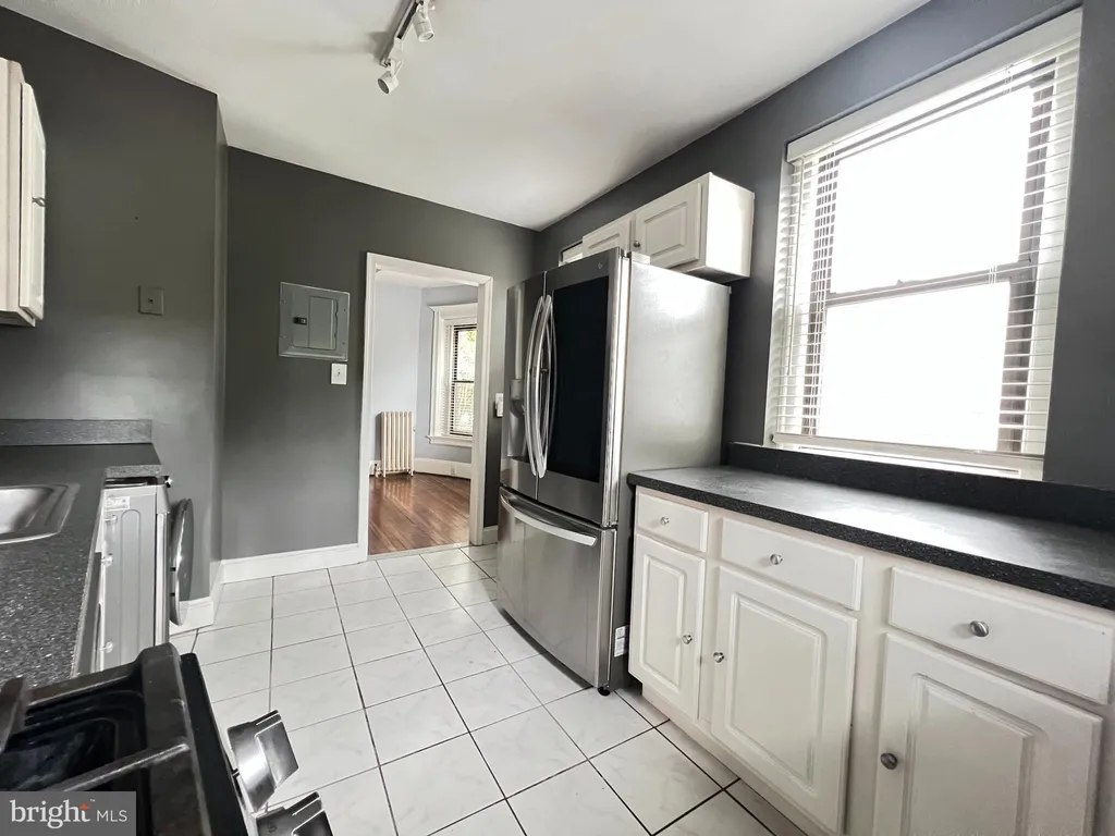 Additional image 12 of 149 R Street NE Unit 1, Washington, DC 20002
