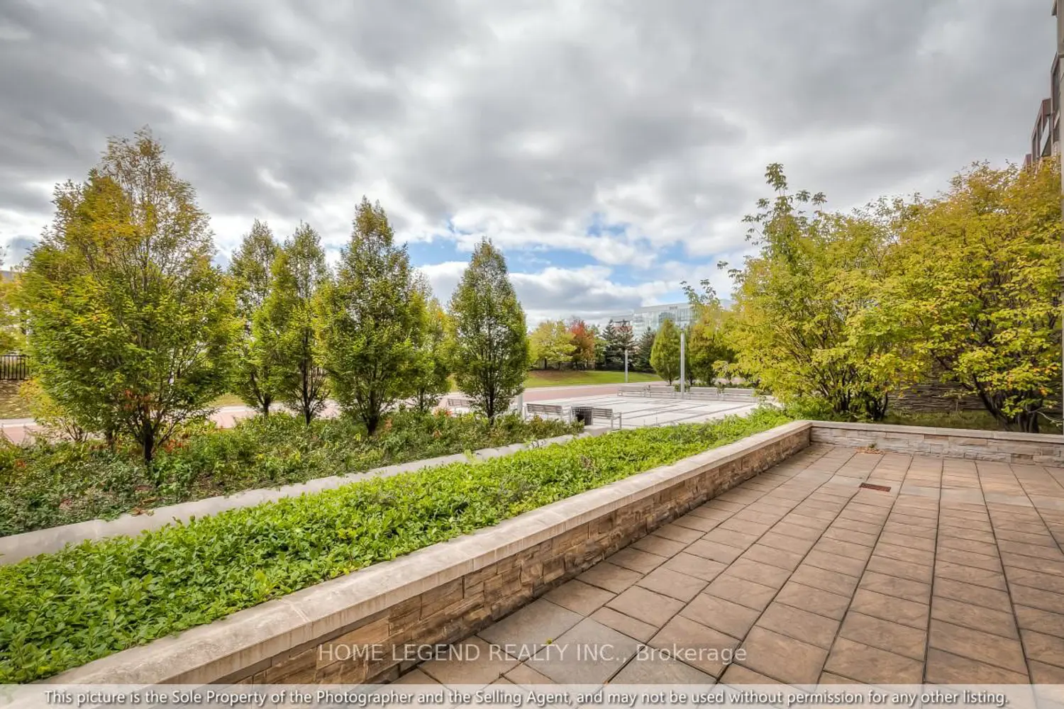 Additional image 18 of 39 Upper Duke Crescent 215