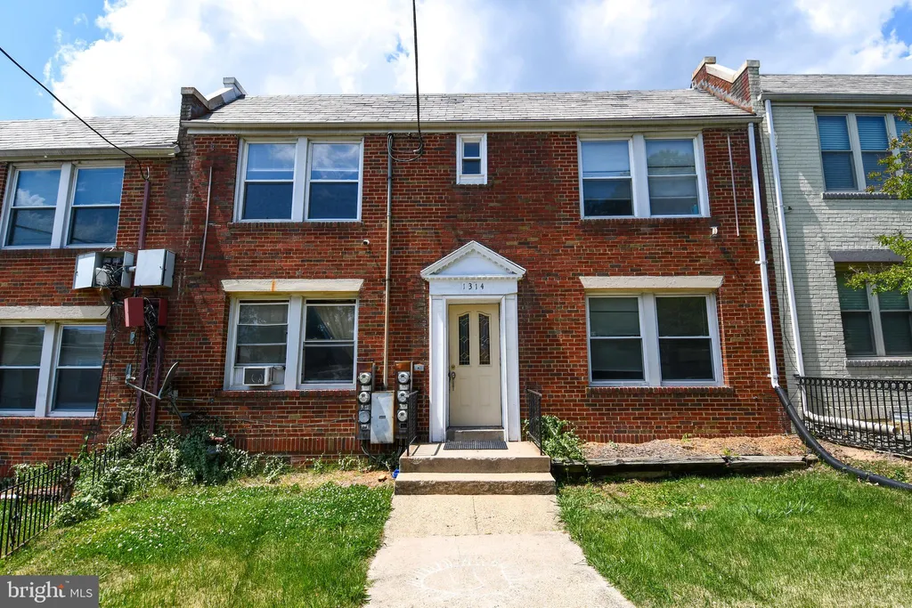Additional image 20 of 1314 Downing Place NE Unit 3, Washington, DC 20018