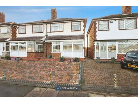 Brays Road, Birmingham B26, Room to rent