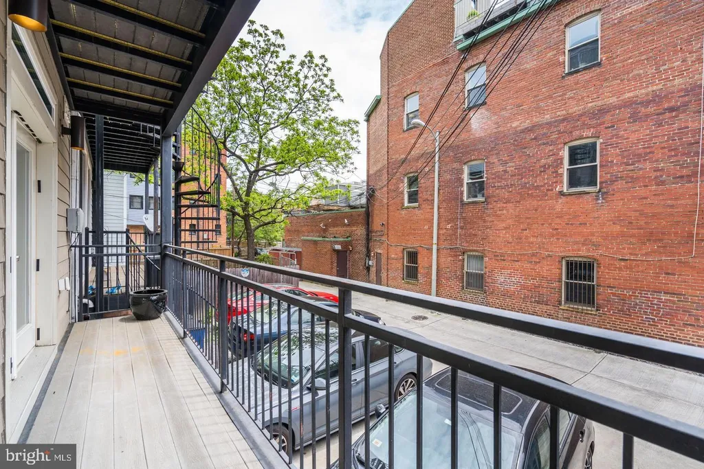 1478 Harvard Street NW Unit 2, Washington, DC 20009