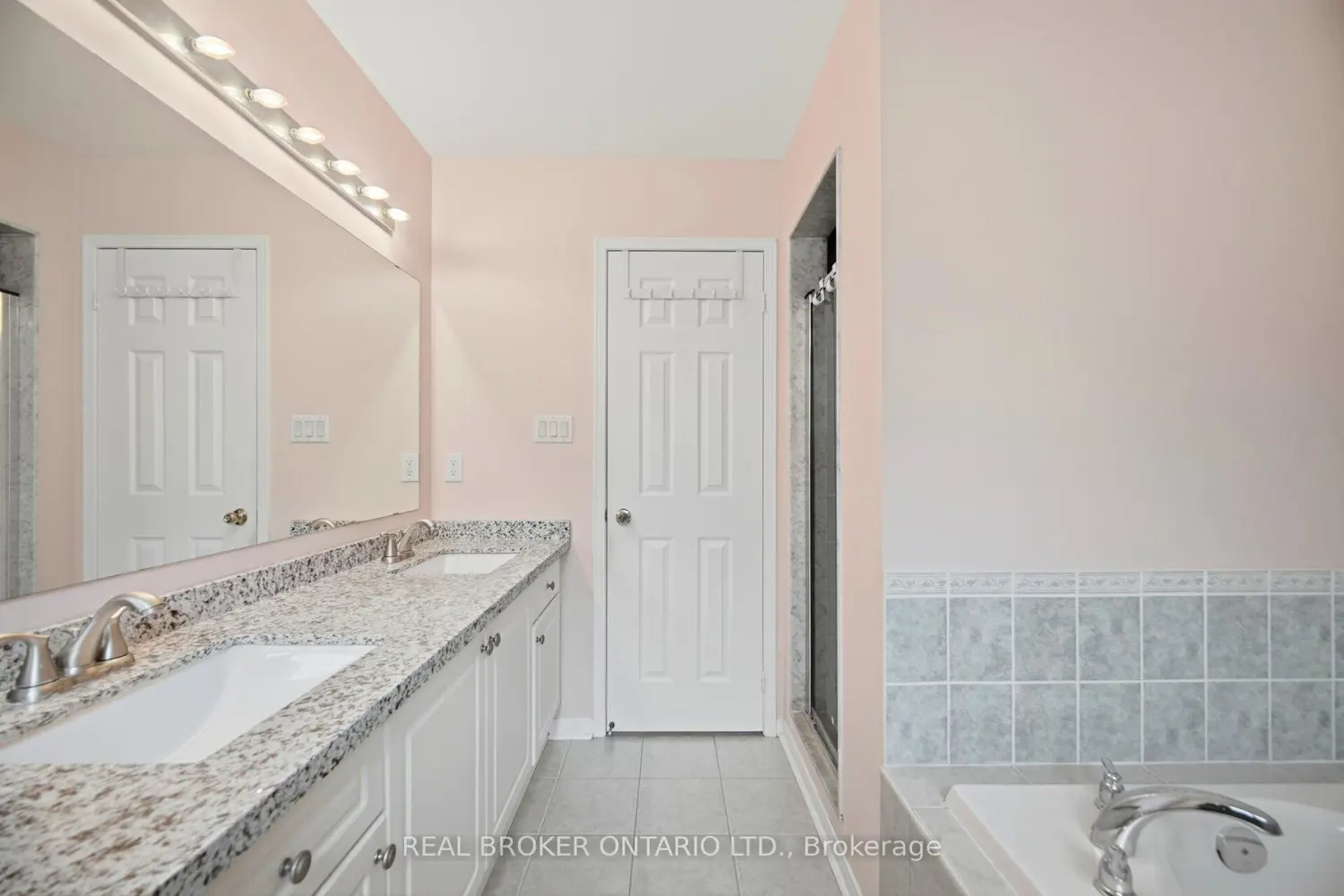 Additional image 12 of 3935 Skyview Street