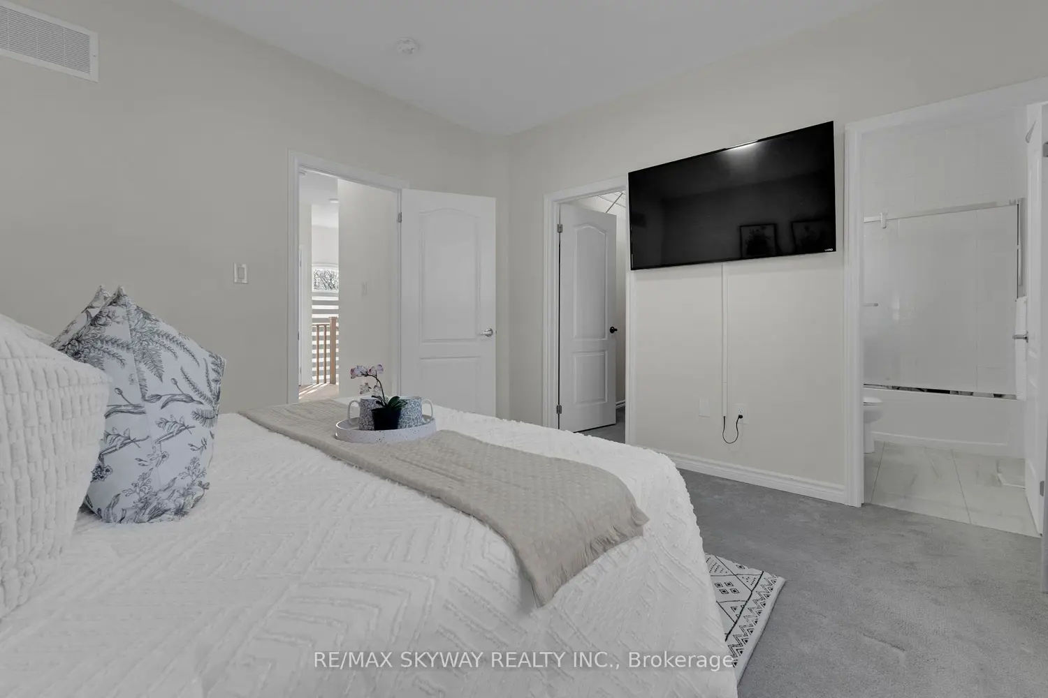 Additional image 10 of 21 Allegro Drive