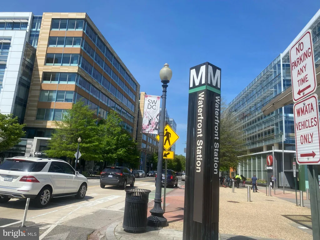1435 4th Street SW Unit B602, Washington, DC 20024