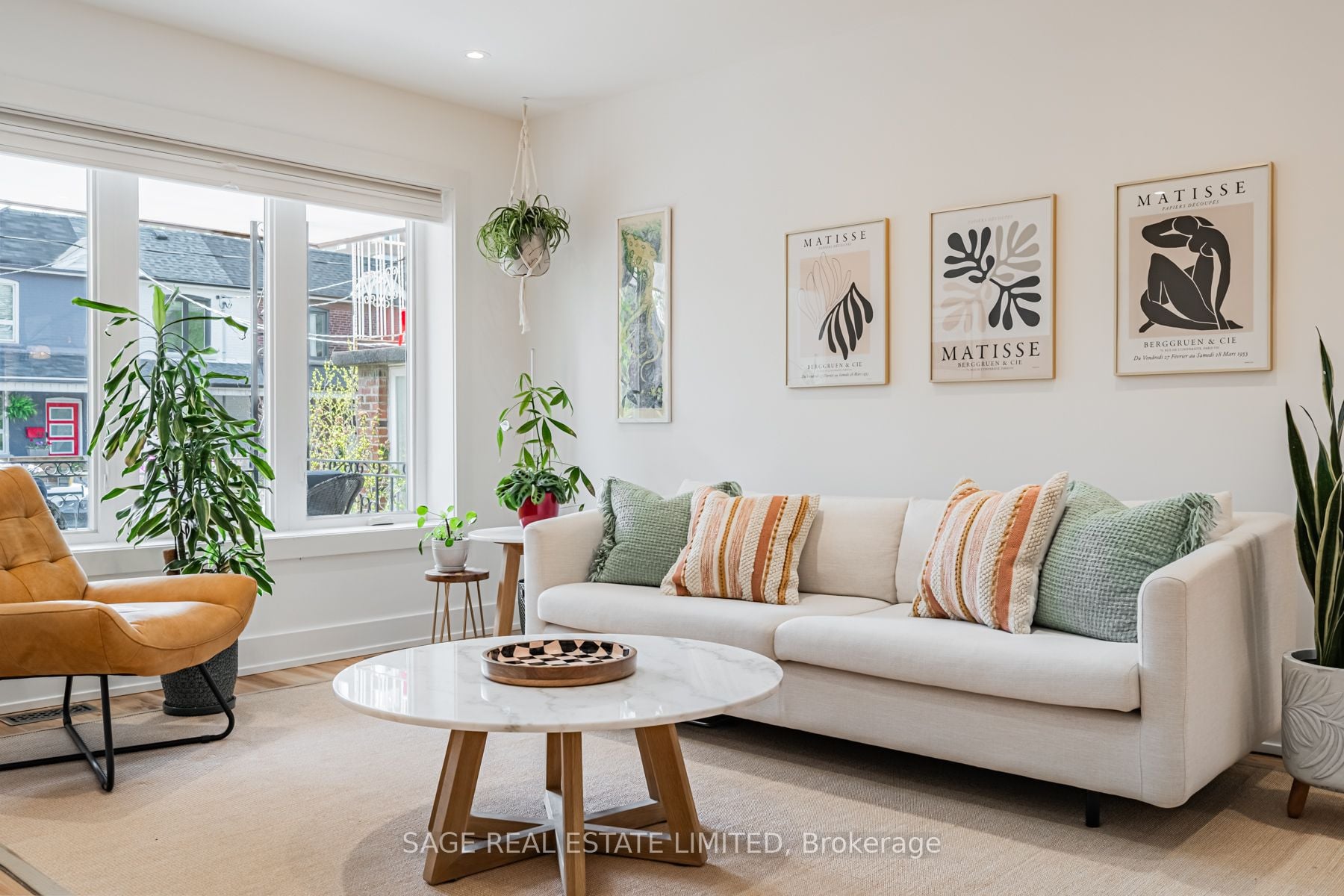Additional image 4 of 39A Uxbridge Avenue, Toronto, ON, M6N 2Y1
