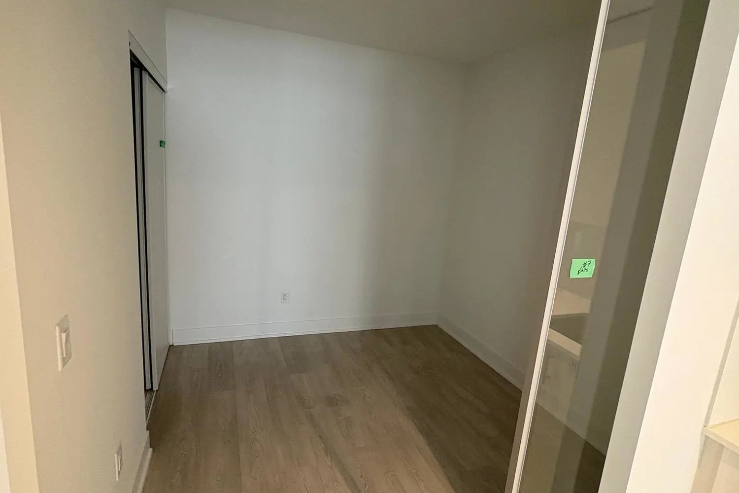 Additional image 3 of 2545 Simcoe Street 219