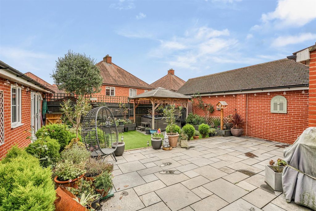 Additional image 3 of 4 bed detached house for saleSam Harrison Way, Northampton NN5