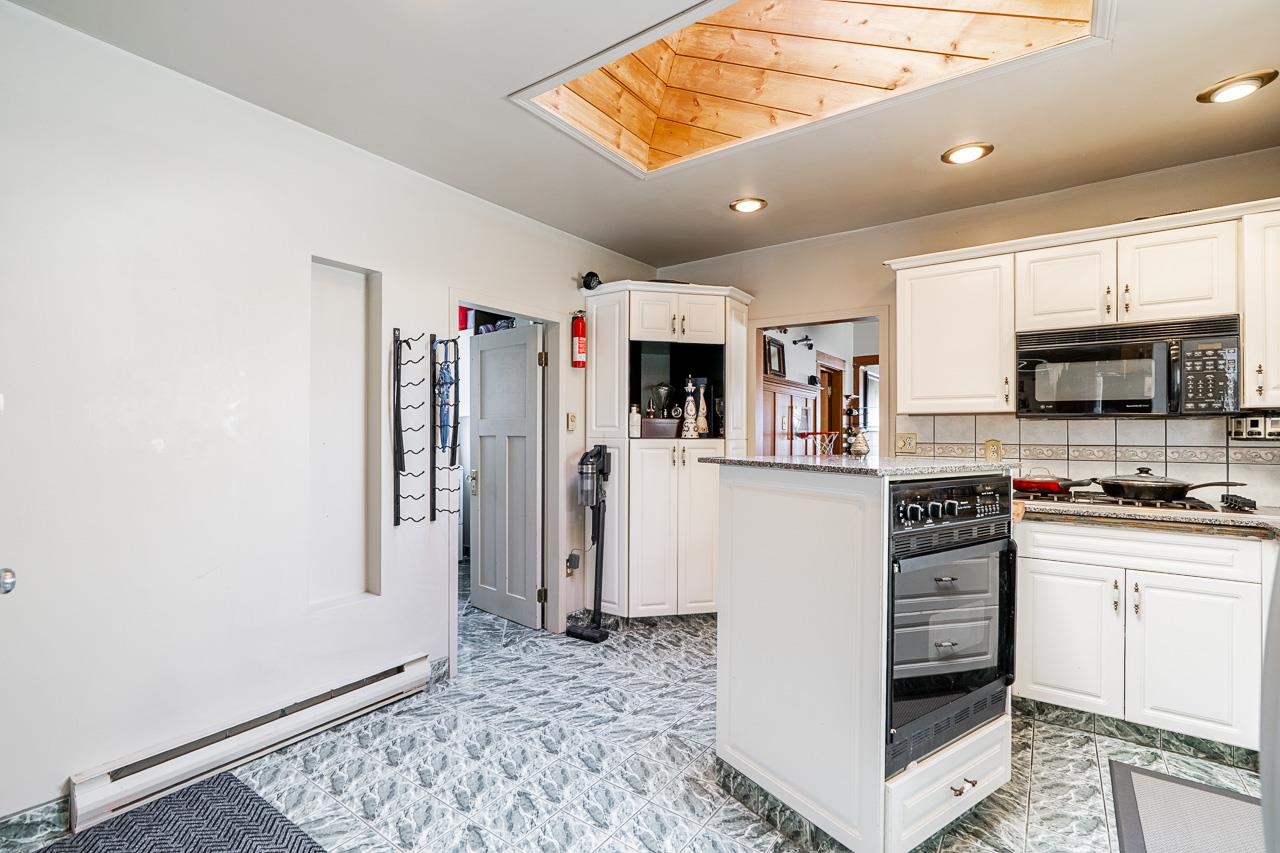 Additional image 6 of 15410 Victoria Avenue, White Rock, BC, V4B 1H3