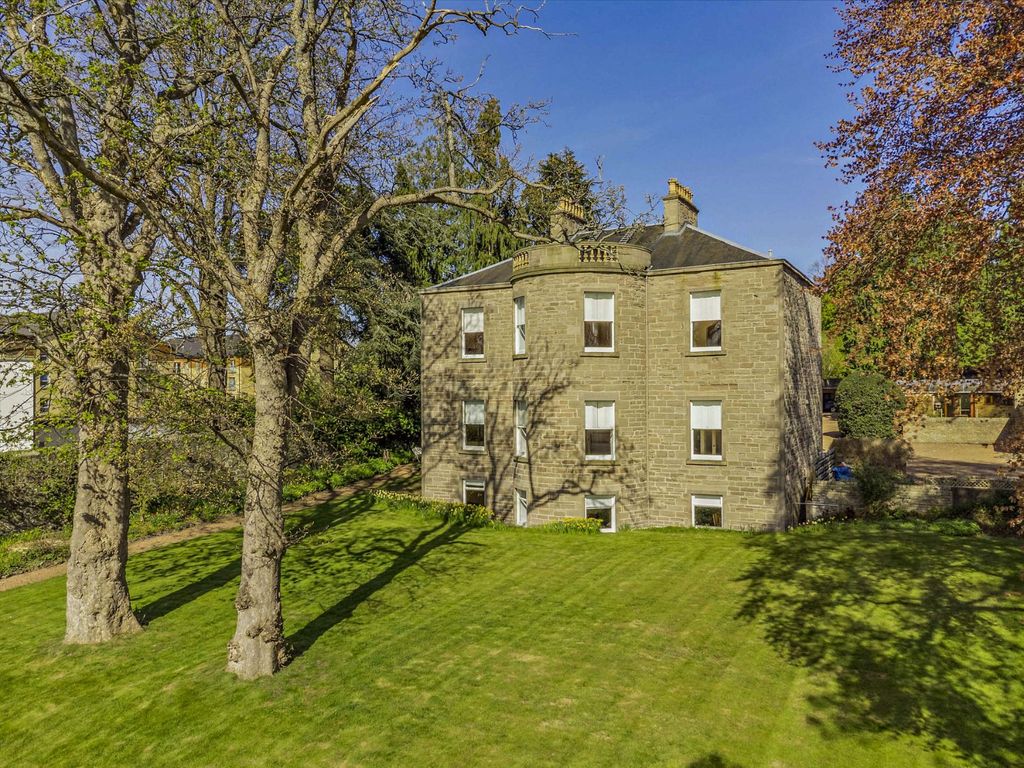 3 bed flat for saleMain Street, Perth PH2