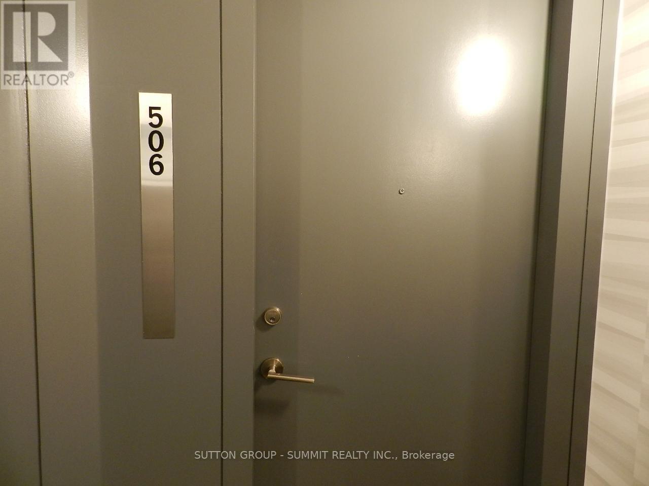 506 - 25 CARLTON STREET