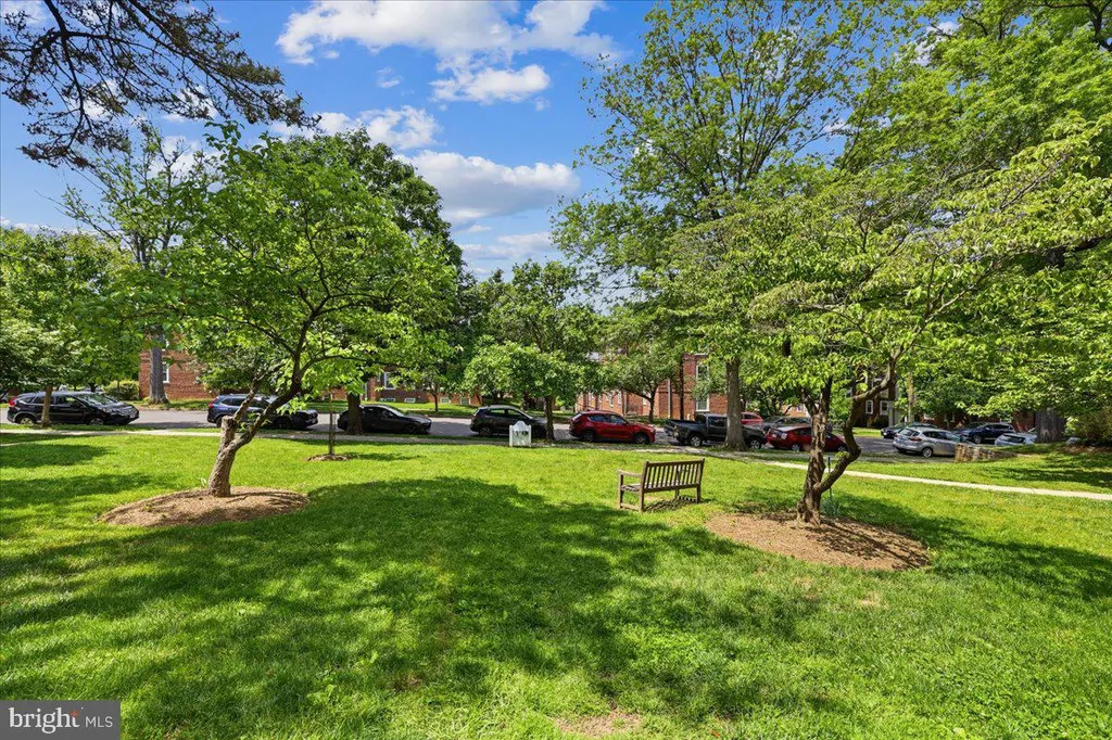 Additional image 39 of 3621 39th Street NW Unit E323, Washington, DC 20016