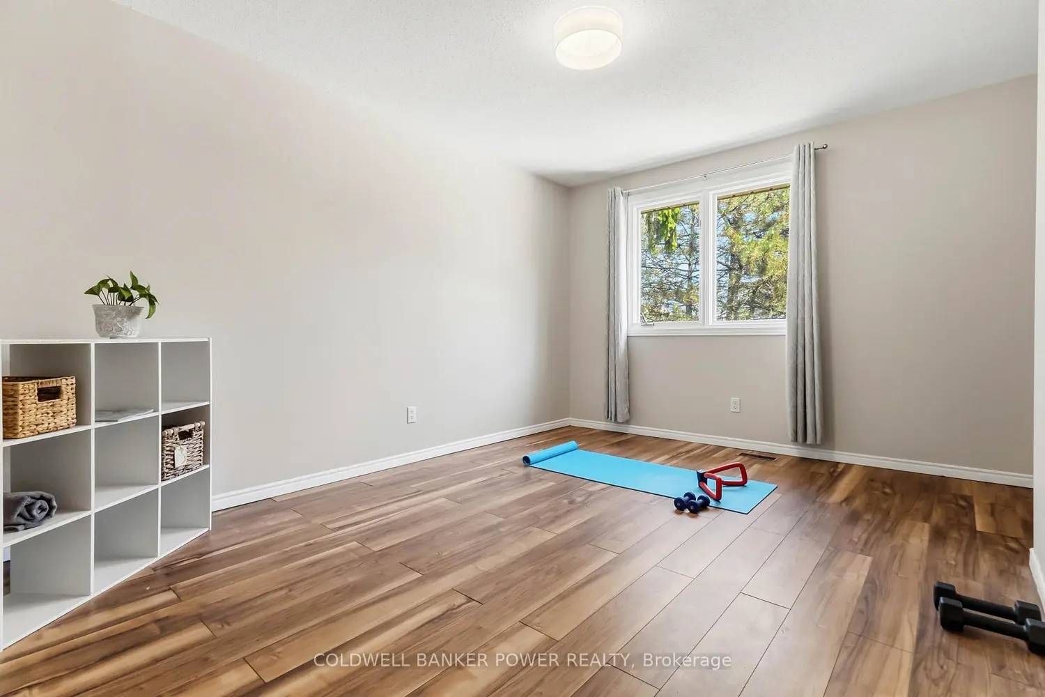 Additional image 11 of 9 Ailsa Place 1