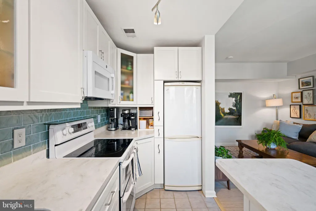 Additional image 14 of 1920 S Street NW Unit 305, Washington, DC 20009