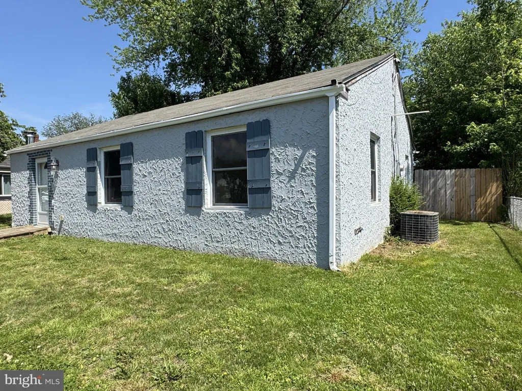 Additional image 2 of 422 Howell Drive, New Castle, DE 19720