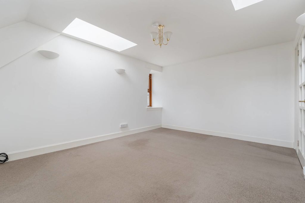 Additional image 4 of 2 bed flat for sale10 Craigside, Buccleuch Street, Innerleithen EH44
