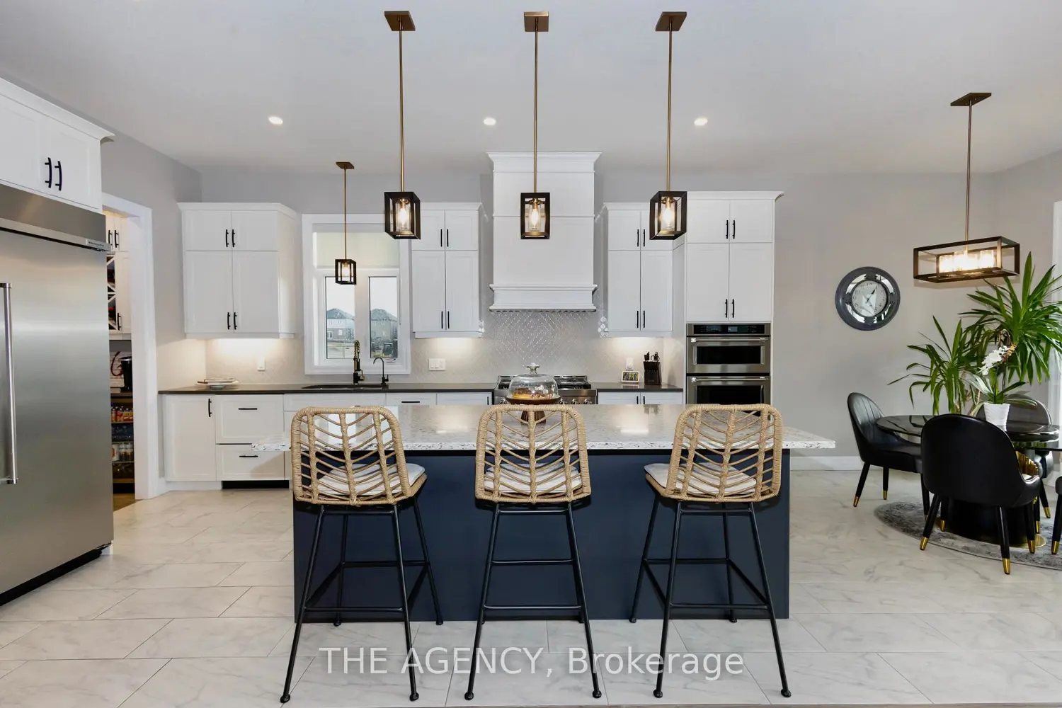 76 Grandville Circle photo 5