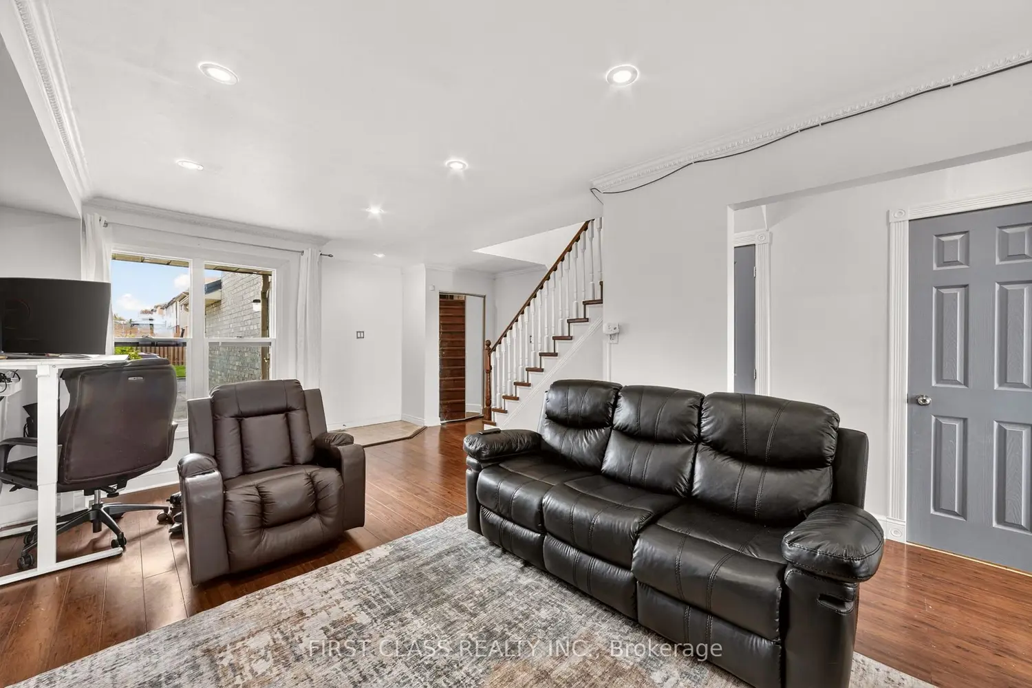 Additional image 4 of 2109 Denby Drive