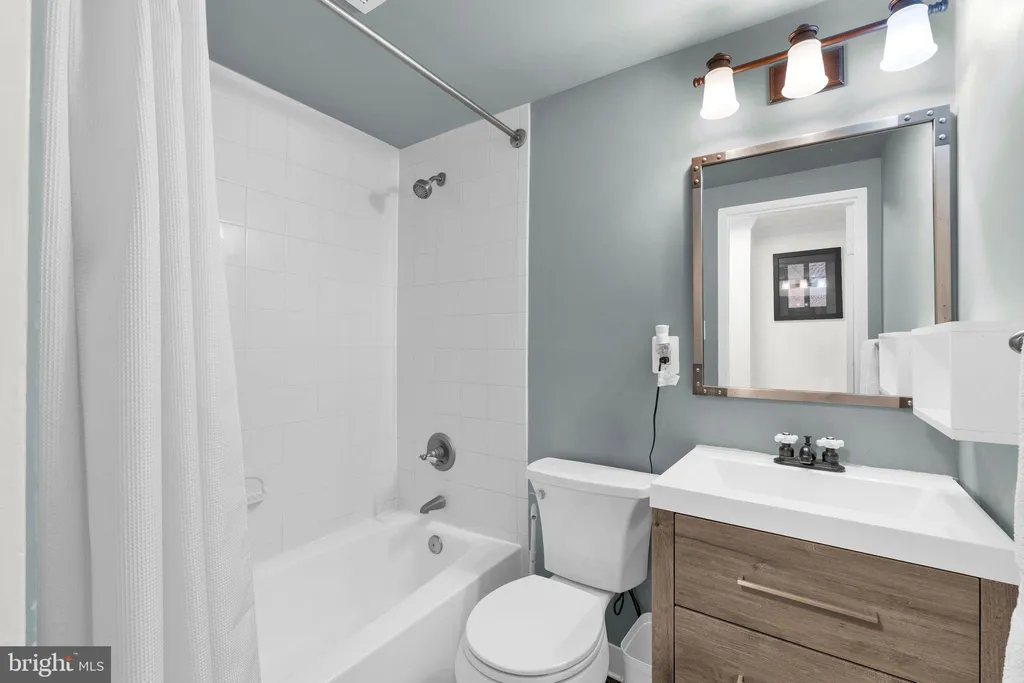 Additional image 17 of 1831 Belmont Road NW Unit 104, Washington, DC 20009
