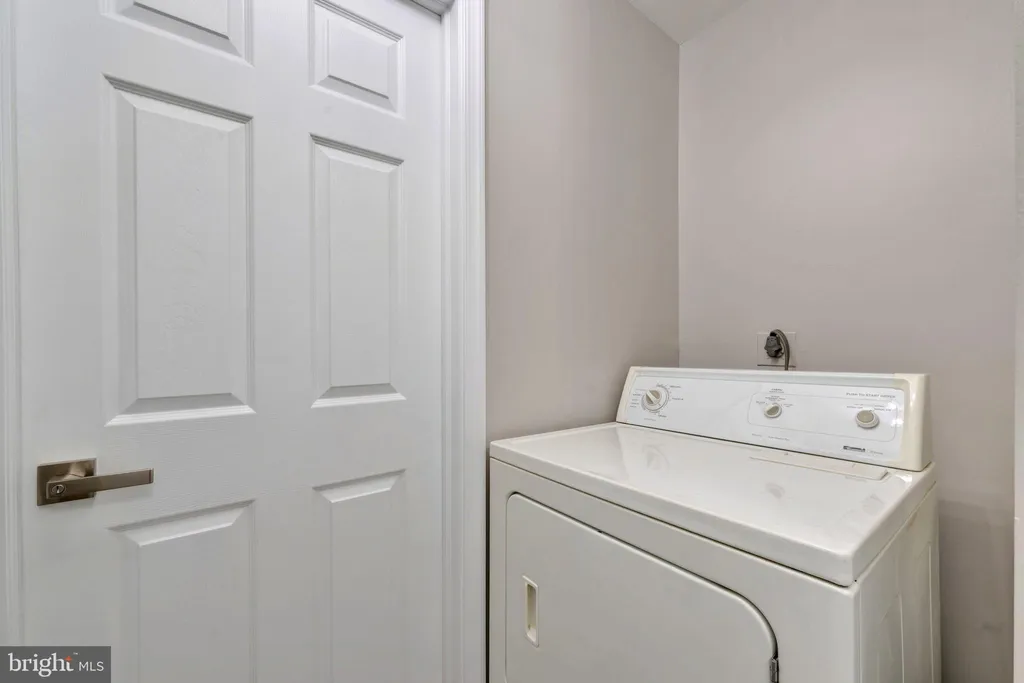 Additional image 18 of 3436 Summit Court NE Unit 3436, Washington, DC 20018