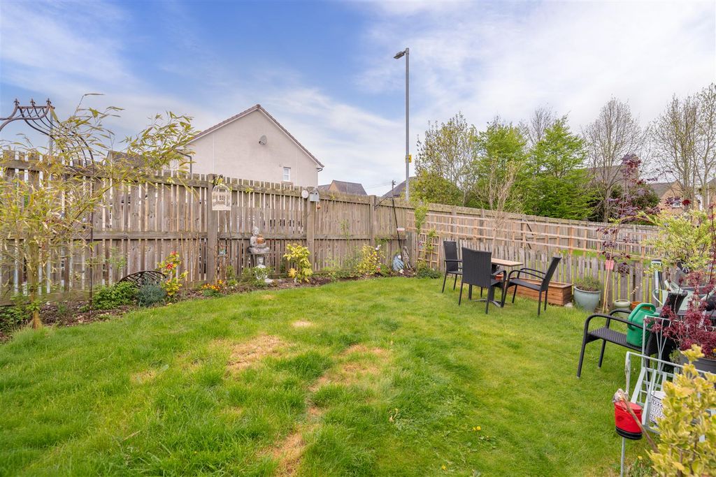 Additional image 11 of 2 bed flat for sale18 Strae Brigs, St. Boswells, Melrose TD6
