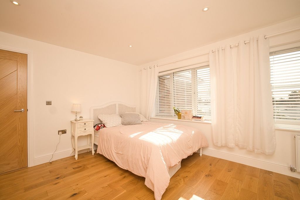 Additional image 13 of 5 bed detached house for saleJohn Douglas Drive, Monkton, Ramsgate, Kent CT12