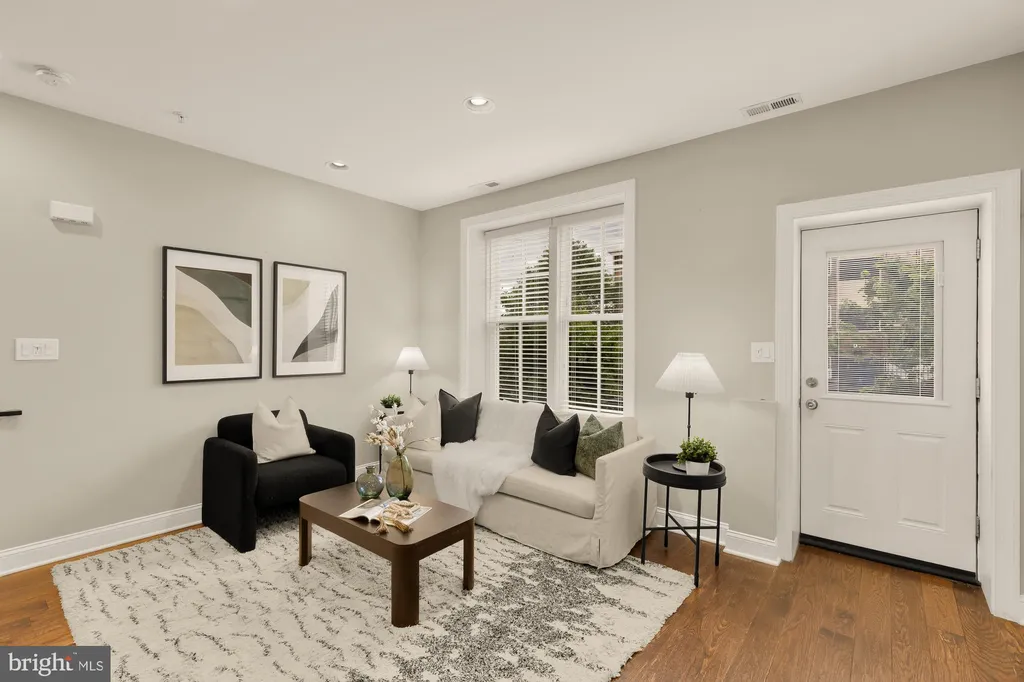 Additional image 3 of 1018 13th Street SE Unit 2, Washington, DC 20003