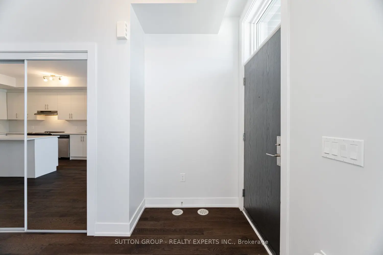 Additional image 5 of 9560 Islington Avenue L109