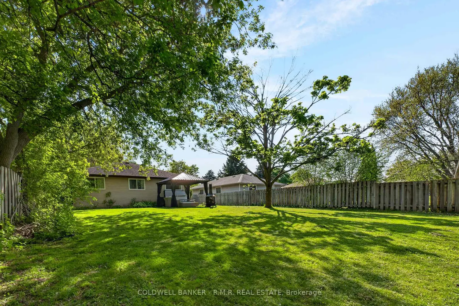 Additional image 20 of 729 Downview Crescent