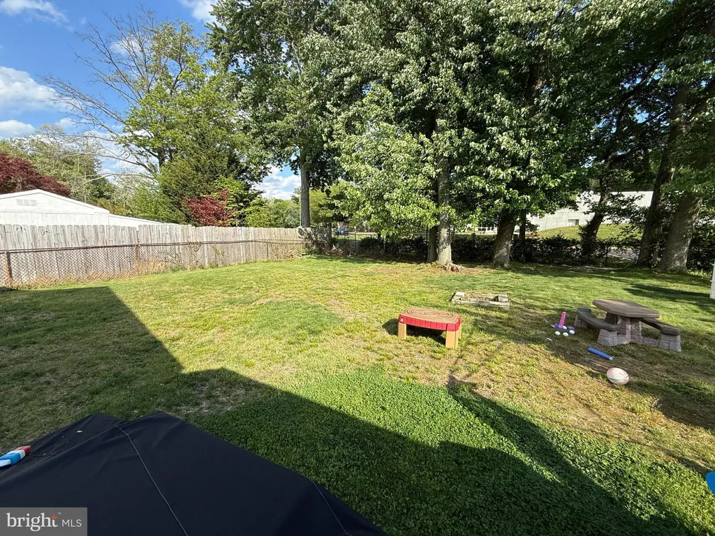 Additional image 39 of 879 Broadfield Drive, Newark, DE 19713