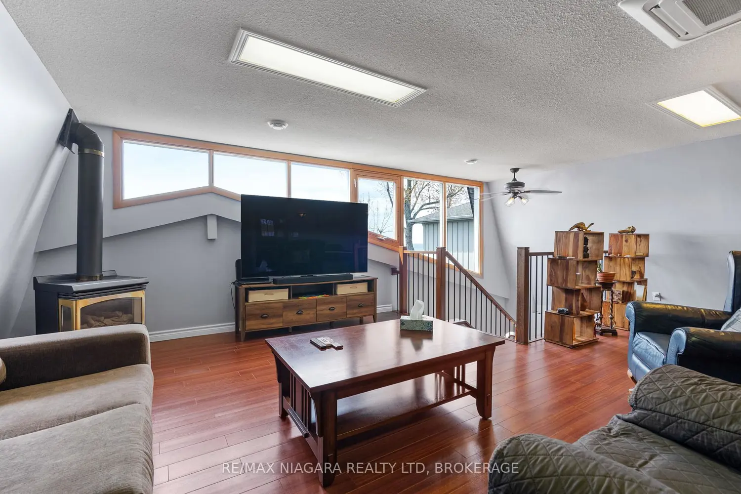 Additional image 8 of 10825 Lakeshore Road