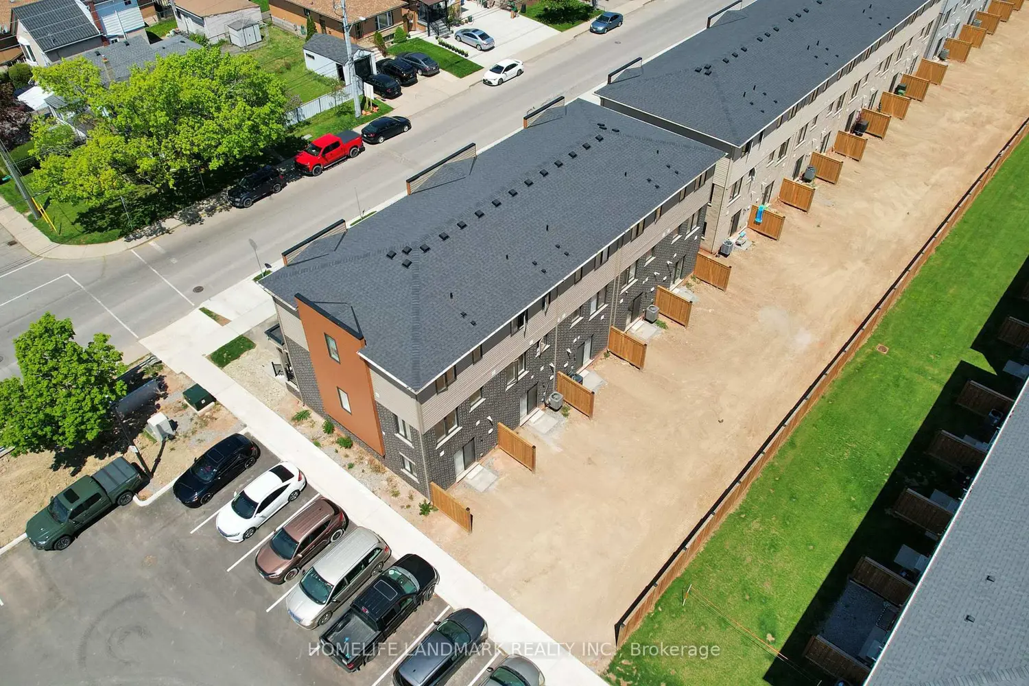Additional image 19 of 2 Reid Avenue