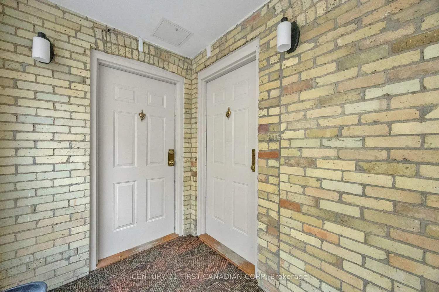 Additional image 5 of 275 Queens Avenue 202