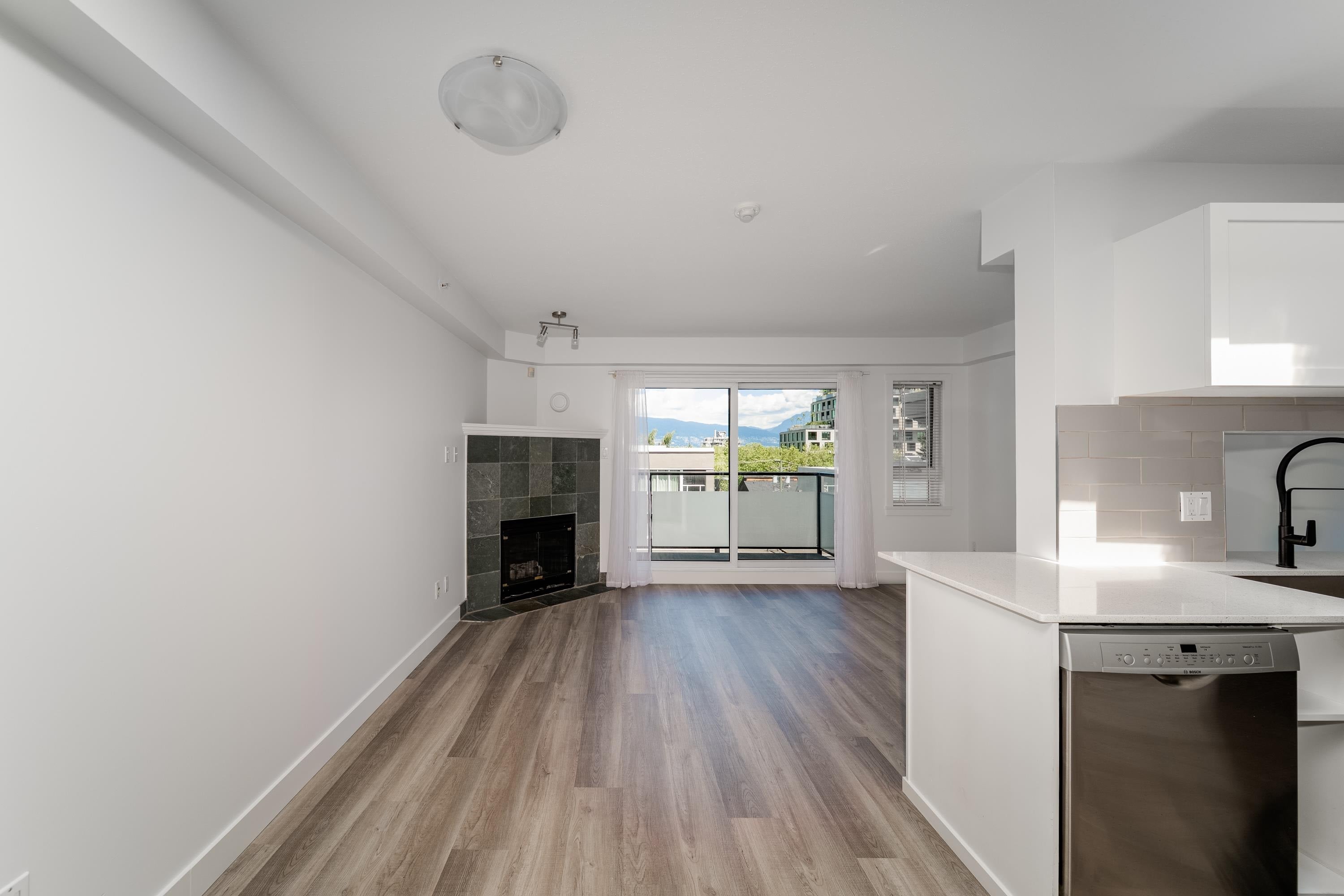 Additional image 6 of 302-3788 10th Avenue W, Vancouver, BC, V6R 2G4