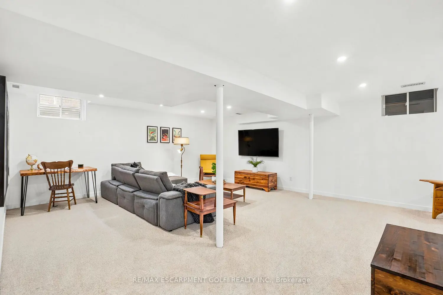 Additional image 12 of 49 Narbonne Crescent