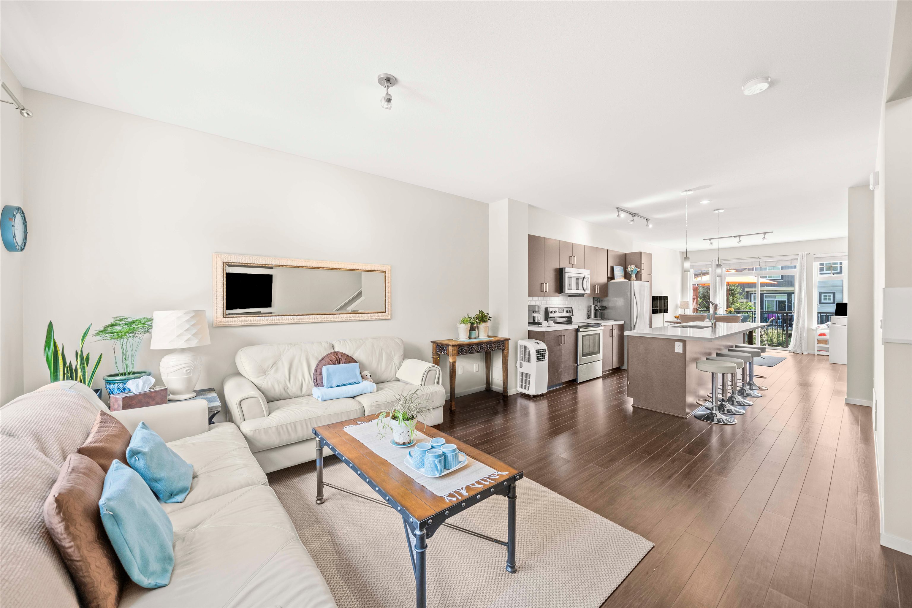 23-13886 62 Avenue, Surrey, BC, V3X 0G2