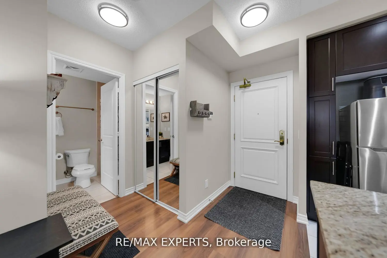 Additional image 2 of 9255 Jane Street 701