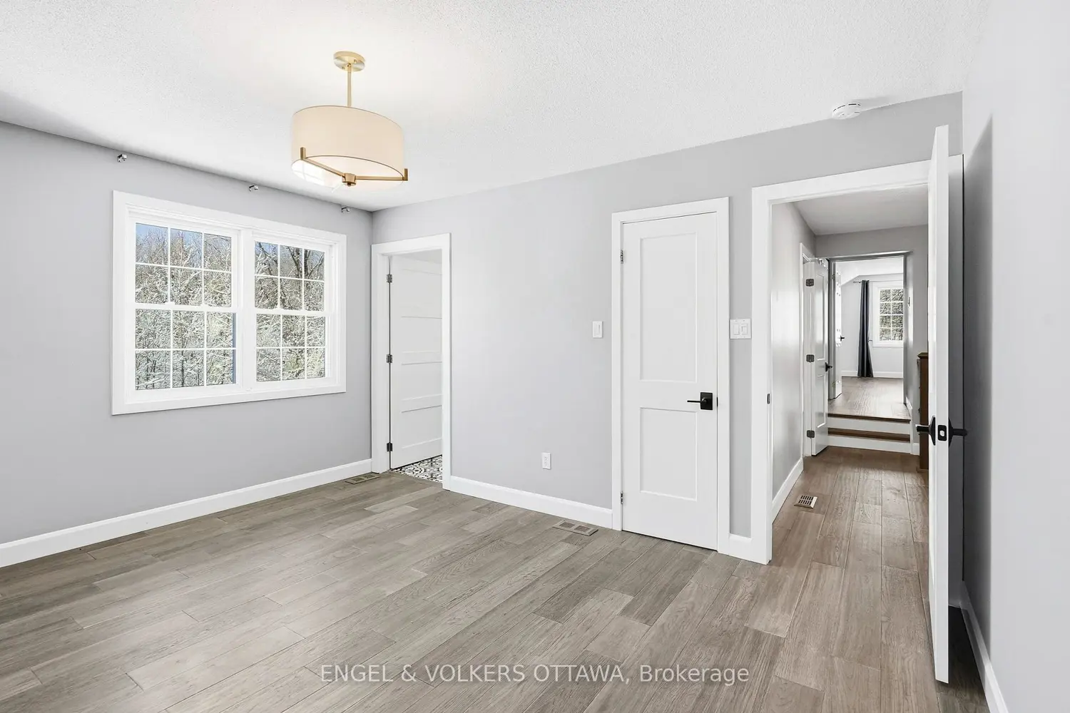 3415 Torbolton Ridge Road photo 2