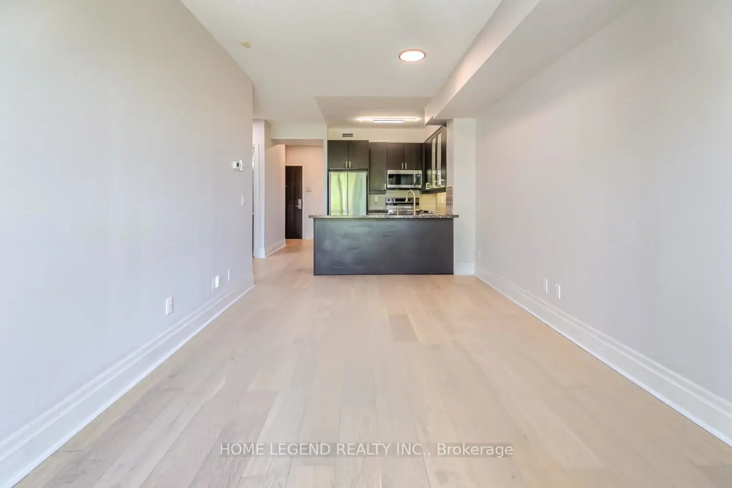 Additional image 4 of 39 Upper Duke Crescent 215