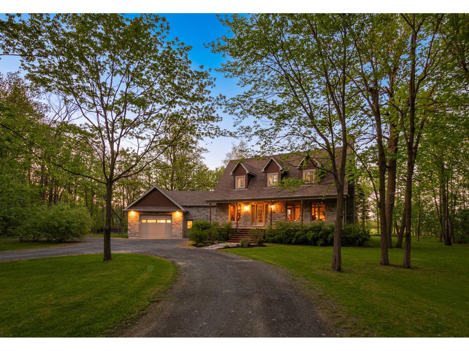 5228 Rue Bernard-De Niger