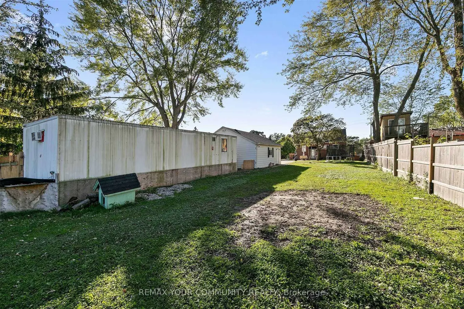 Additional image 17 of 4276 Howard Avenue