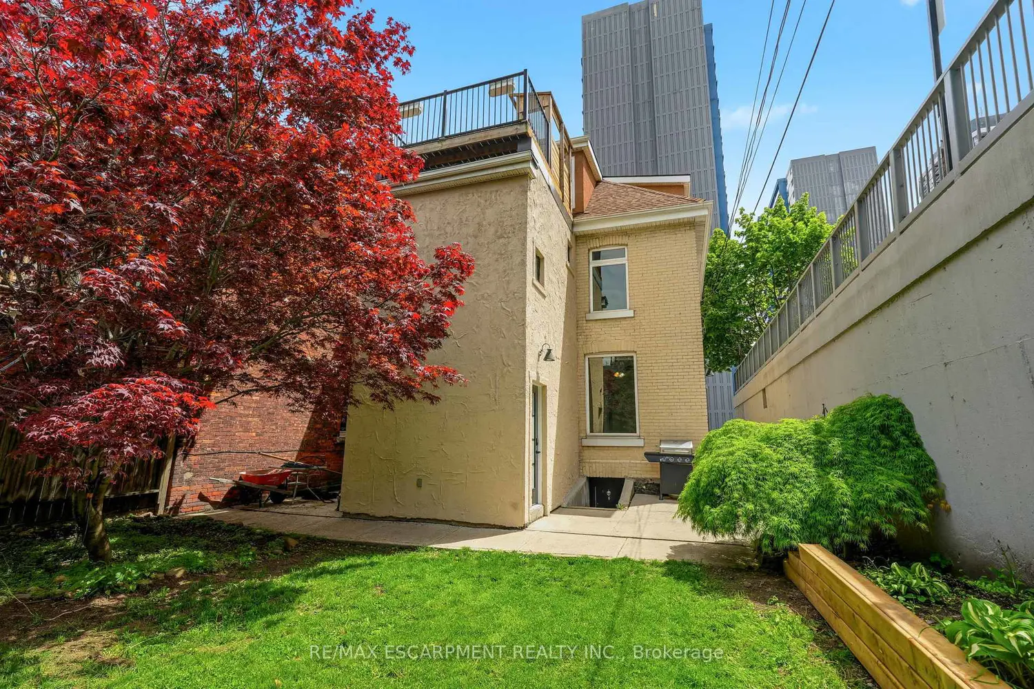 Additional image 20 of 192 Catharine Street