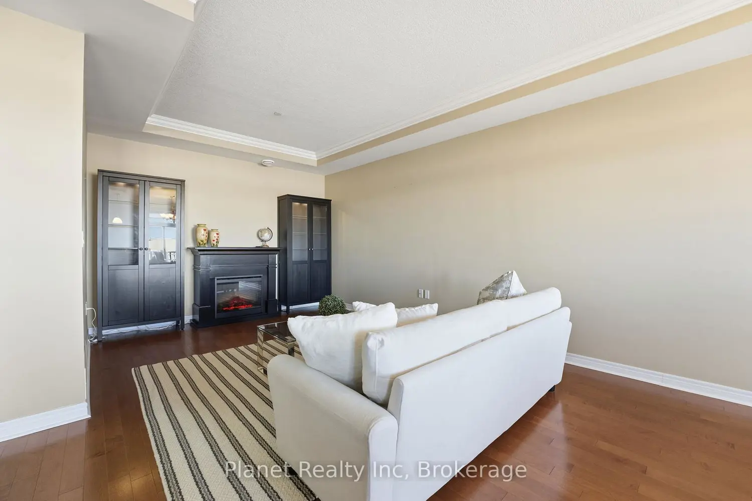 65 Bayberry Drive C305 photo 3