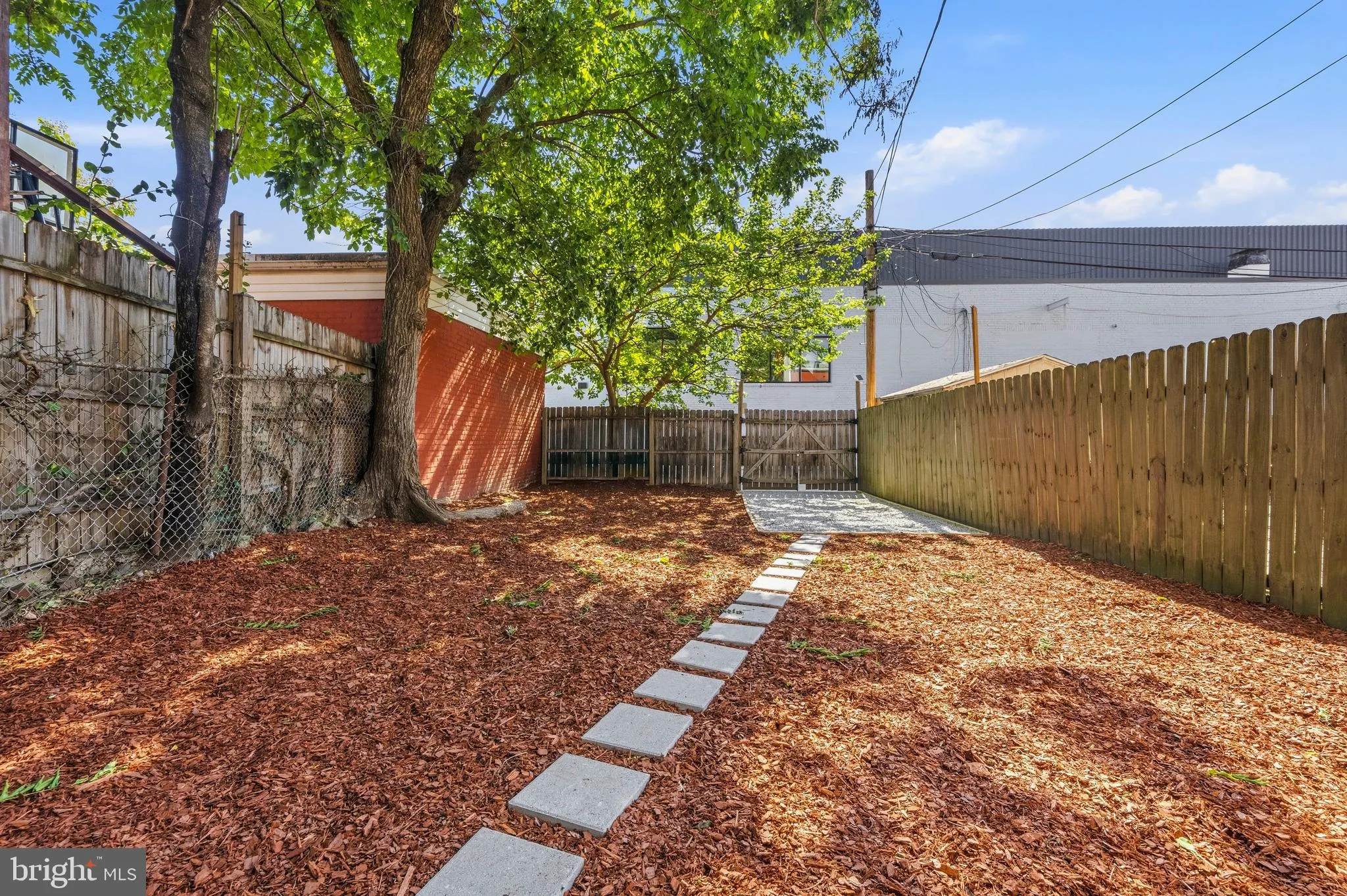 Additional image 100 of 2015 4th Street NE, Washington, DC 20002