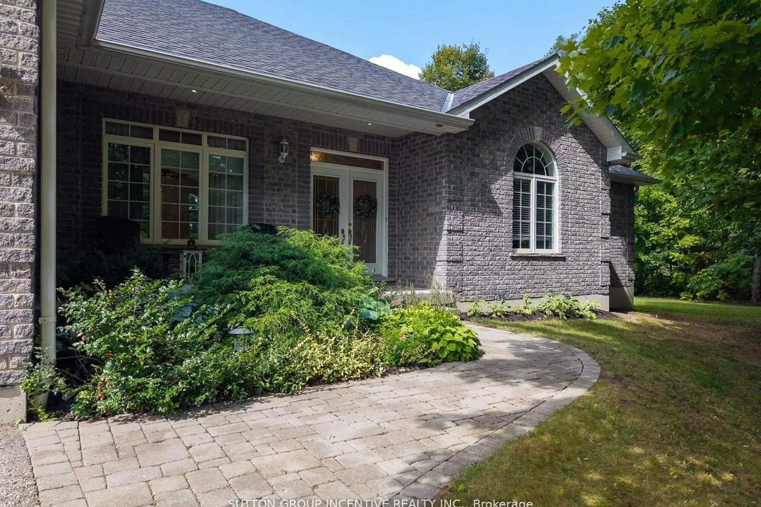 1882 Providence Lane photo 2