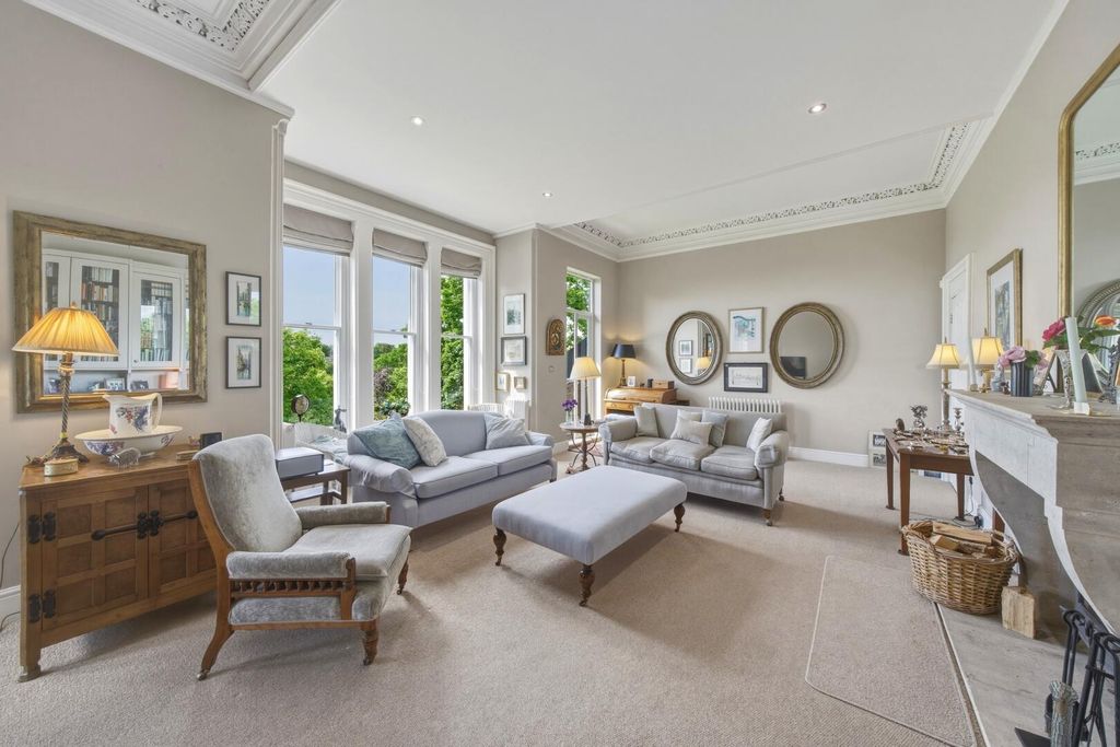 Additional image 11 of 3 bed flat for saleNewcastle Drive, The Park NG7