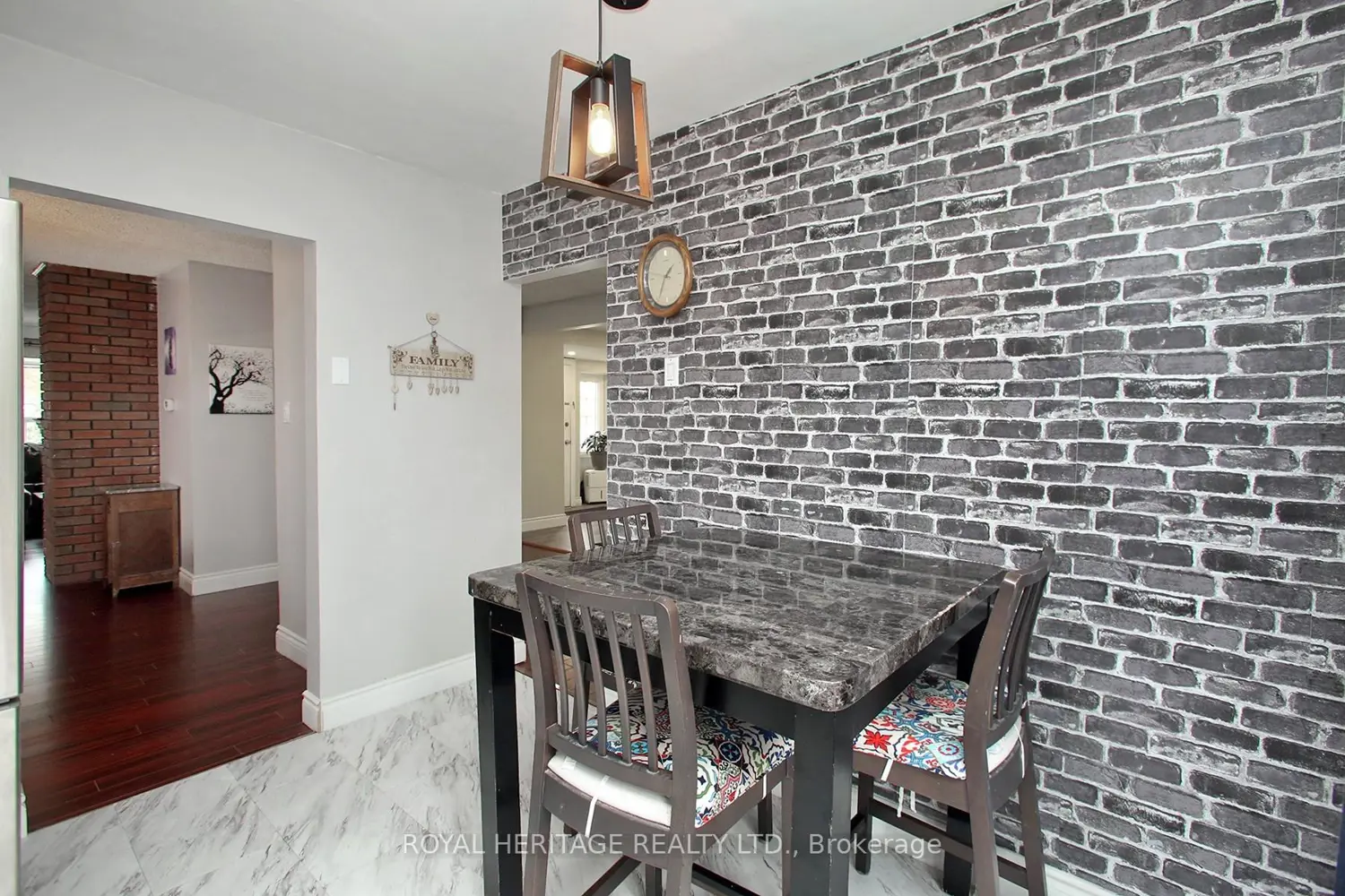 4 Brantwood Drive photo 2